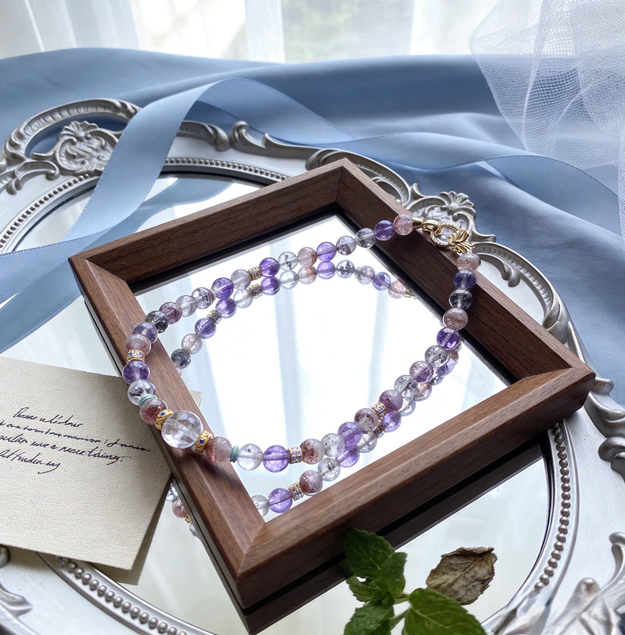 Z014 Elegant Crystal Bracelet ✨ Radiant Energy Stone for Positivity - Sophisticated Accessory for Coffee Dates & Daily Rituals