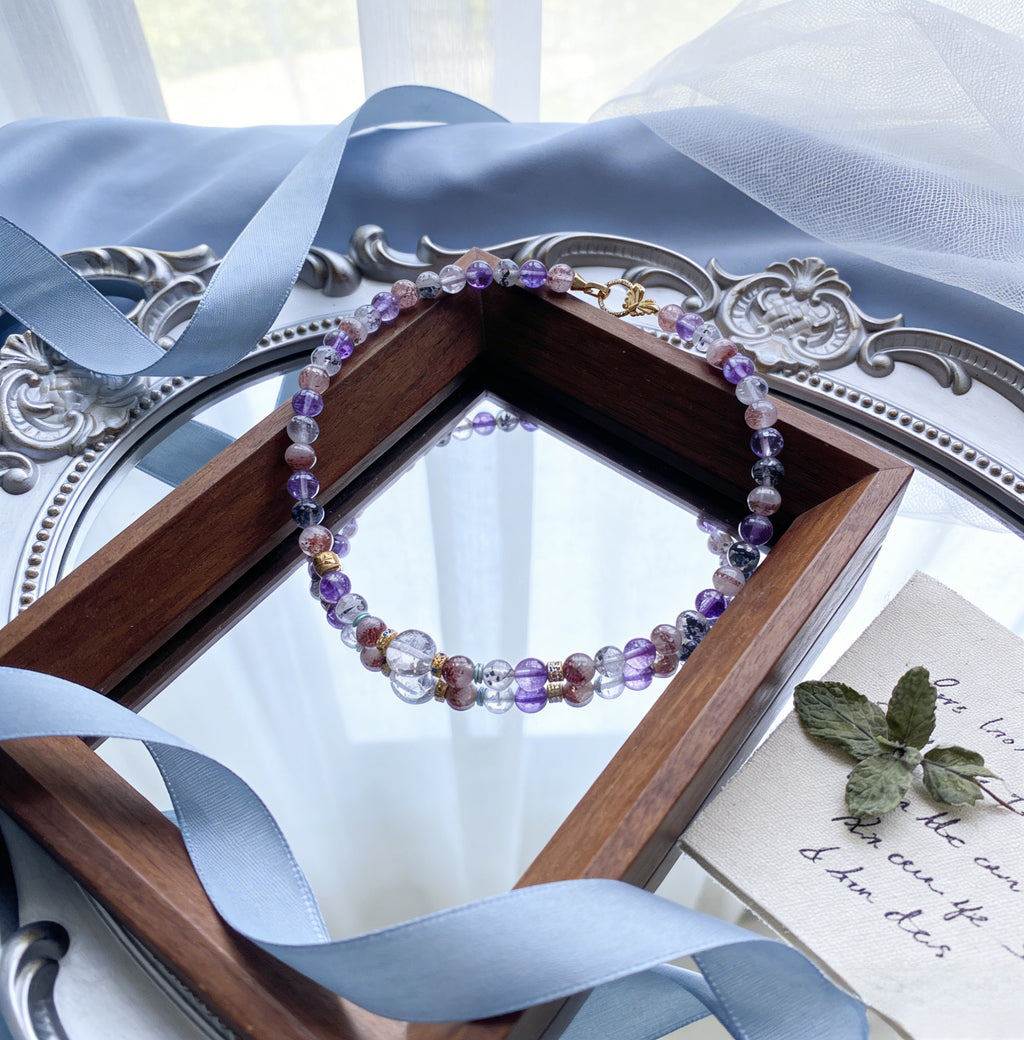 Z014 Elegant Crystal Bracelet ✨ Radiant Energy Stone for Positivity - Sophisticated Accessory for Coffee Dates & Daily Rituals