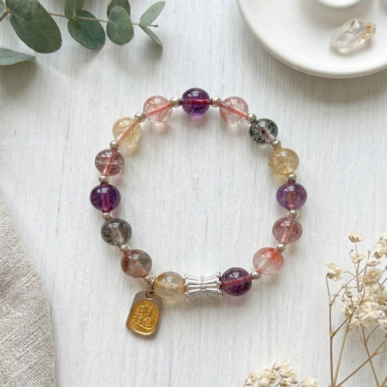 Z002 Natural Gemstone Bracelet with Gold Charm – Handmade Crystal Bead Bracelet for Everyday Wear