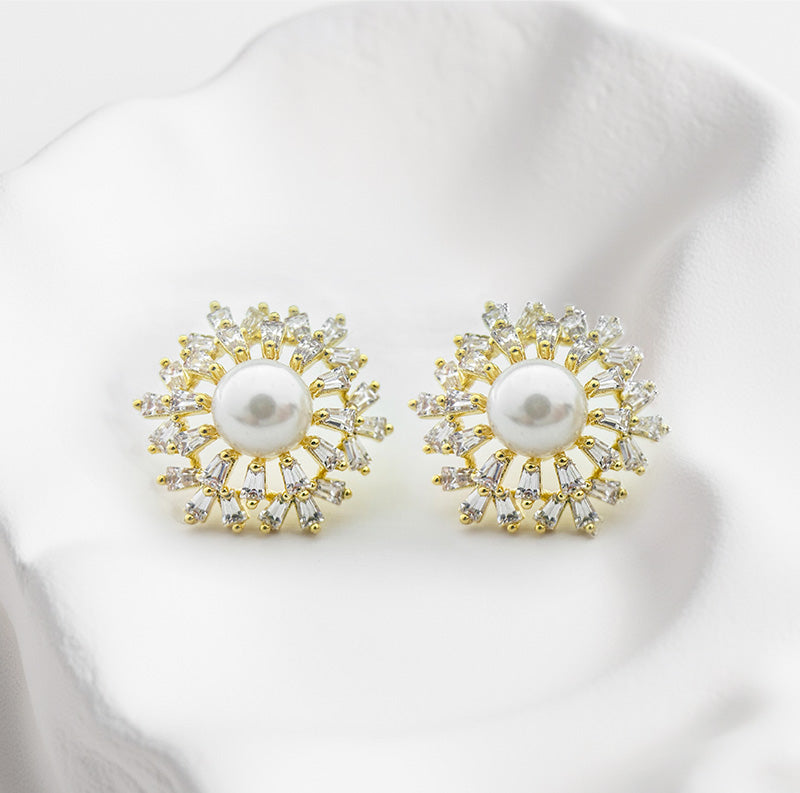 Radiant Pearl Sunburst Earrings ✨ Sparkle with Golden Glamour