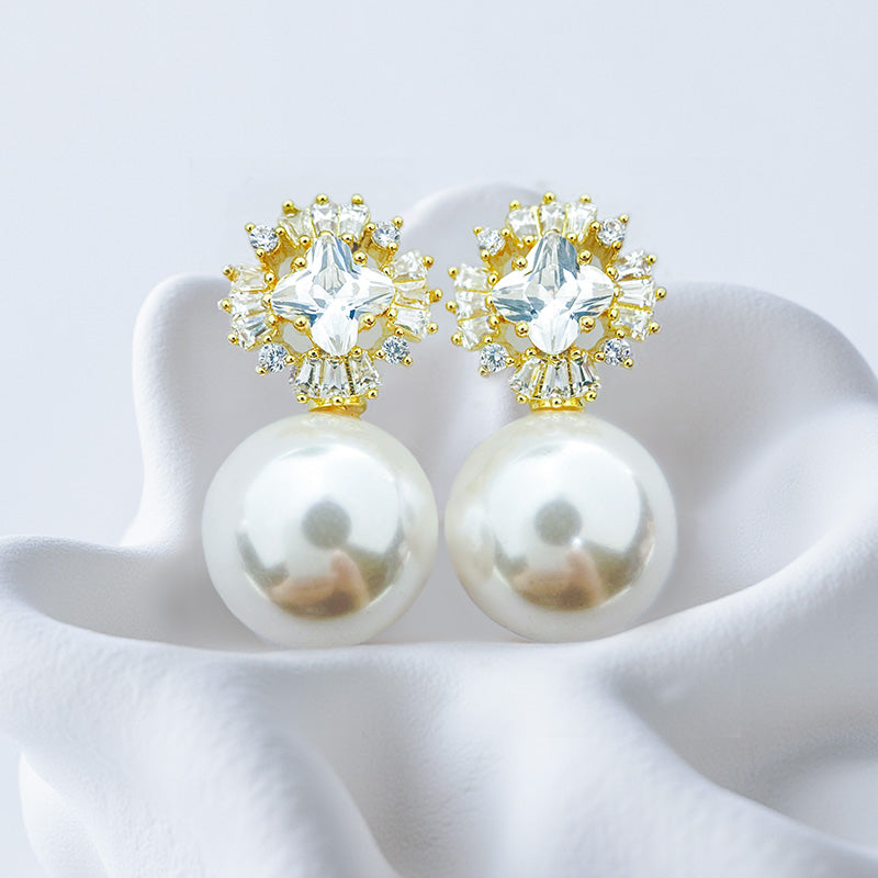 Zircon Halo & Pearl Drop Earrings ✨ Elegant Sparkle with Timeless Grace