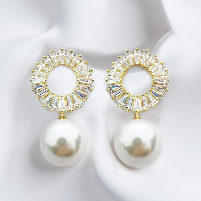 Zircon Halo & Pearl Drop Earrings ✨ Elegant Sparkle with Timeless Grace