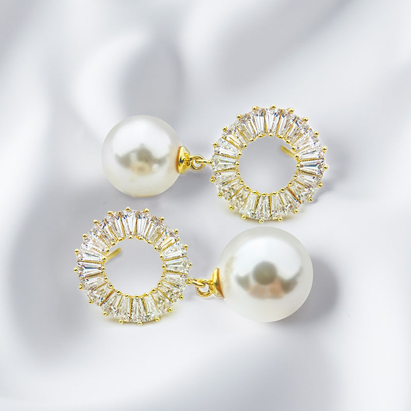 Zircon Halo & Pearl Drop Earrings ✨ Elegant Sparkle with Timeless Grace